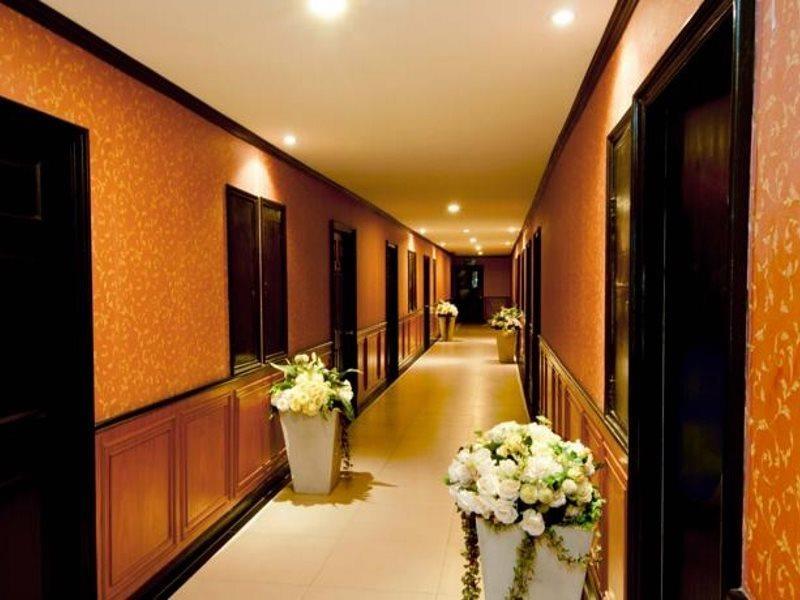 A2 Hotel Bangkok Exterior photo